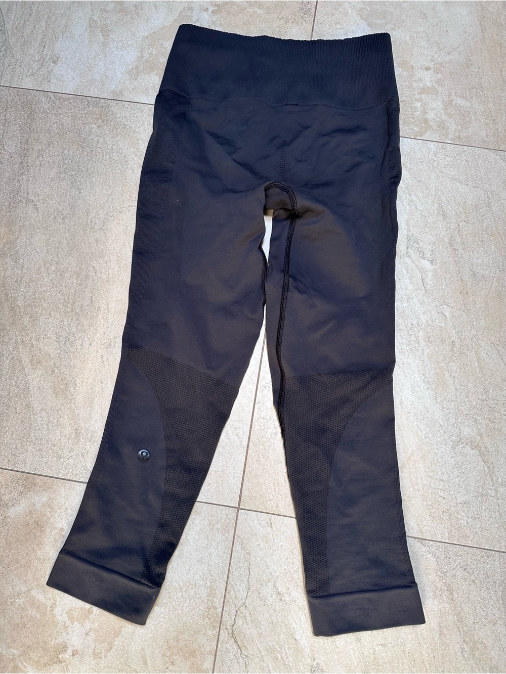 Lululemon compression Black/charcoal Leggings - Stretch Active Bottoms size 4